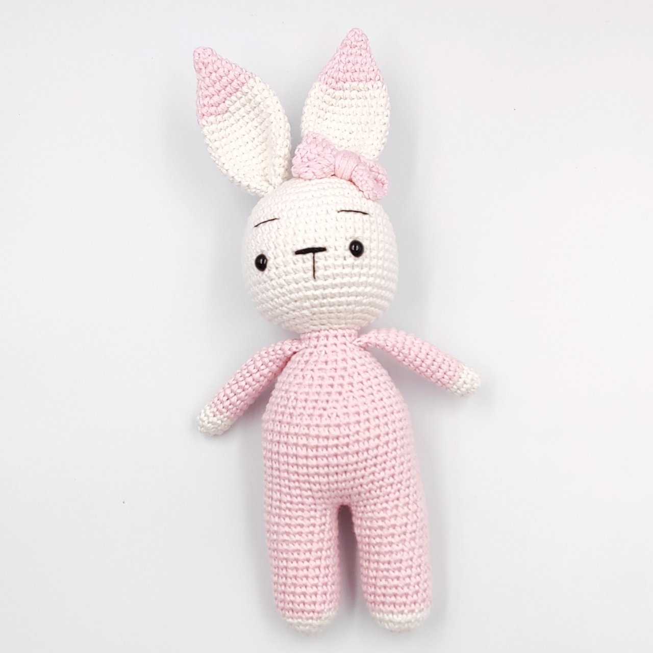 Pembe Amigurumi Tavşan