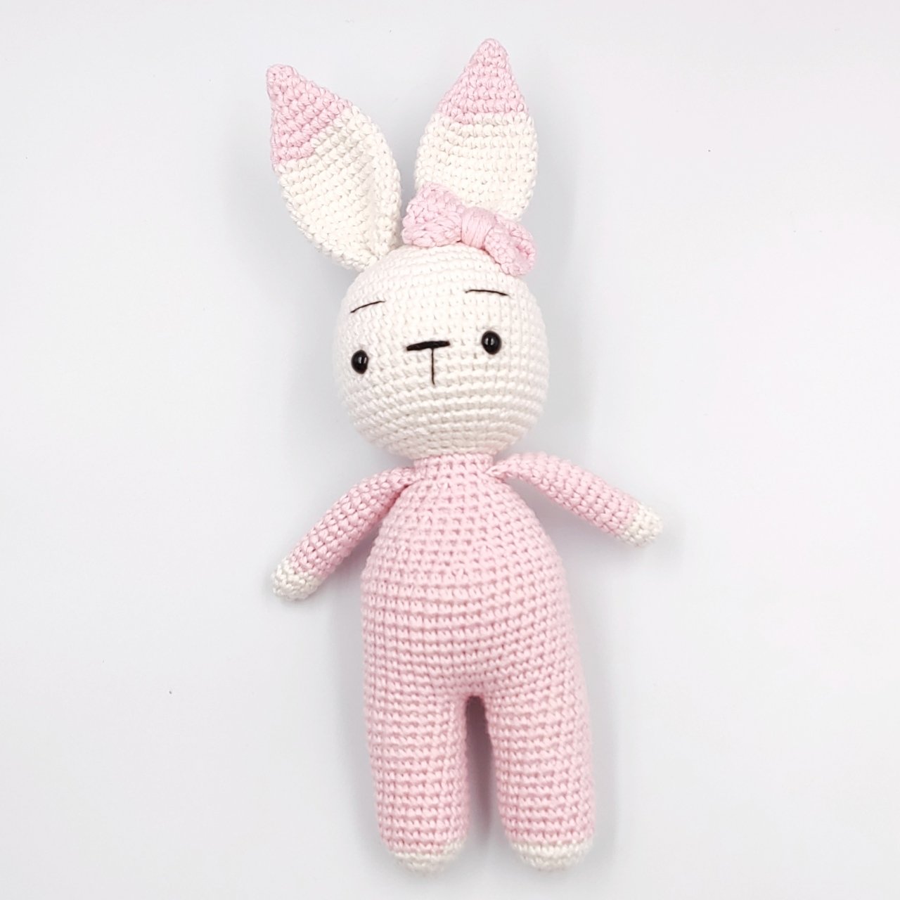 Pembe Amigurumi Tavşan