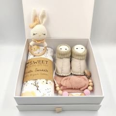 Yenidoğan Kız Bebek Hediye Kutusu