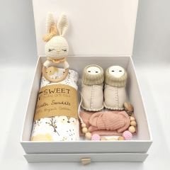 Yenidoğan Kız Bebek Hediye Kutusu