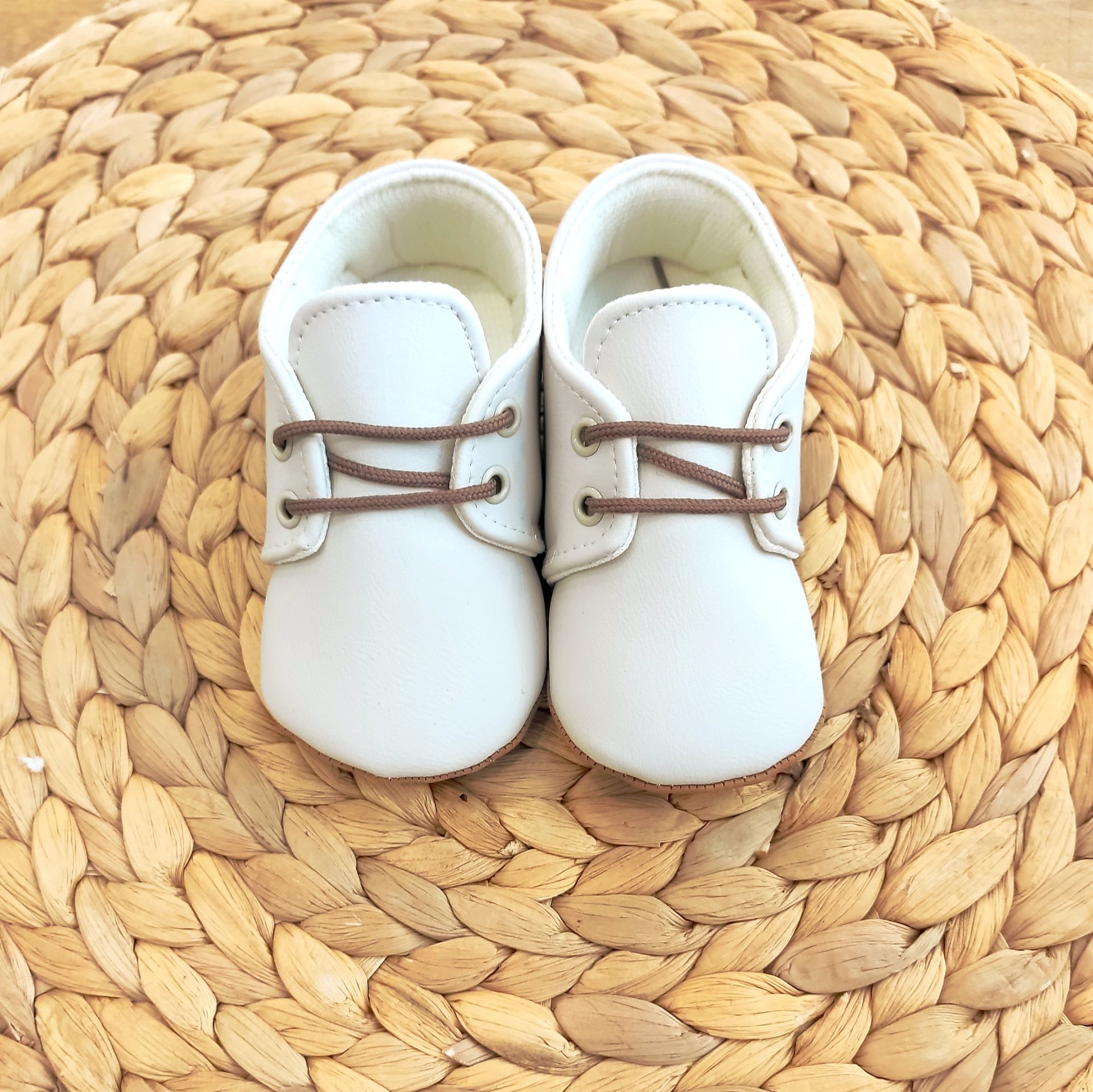 Ekru Bebek Ayakkabısı