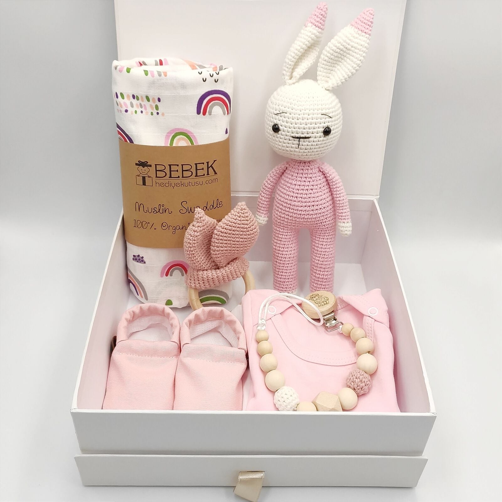 Tavşanlı Kız Bebek Hediye Seti