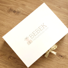 Hediye Kutusu Büyük Boy 35x25x9 cm