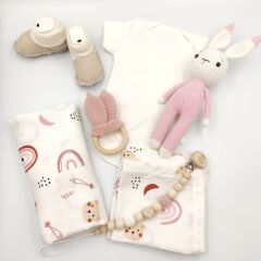 Tavşanlı Kız Bebek Hediye Seti